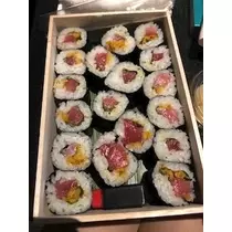 美波 あいか