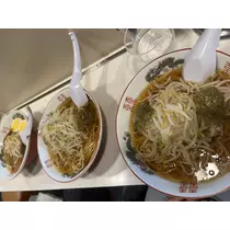 みさ
