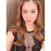 黒輝 りさ
