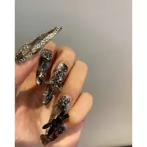 ナナ