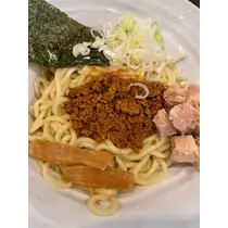 椿 凜音