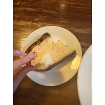 佐野 エマ