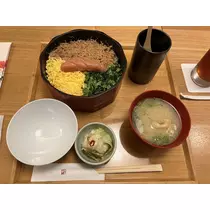 リサ