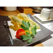 華宮 れい