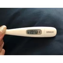 一咲 エム