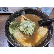 せりな