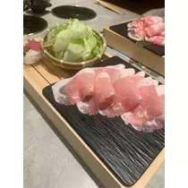 三鷹 真綺