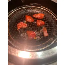 あいな