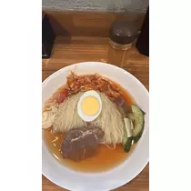 佐野 エマ