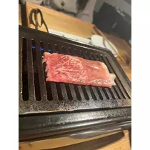 美波 ななみ