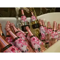 荒木 ナツミ
