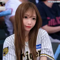 葉月 りほ