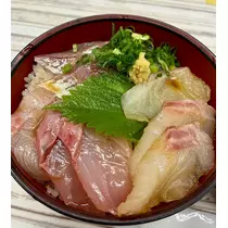 みさ