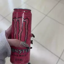 ゆりな