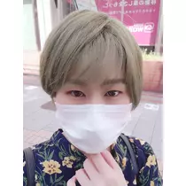 エミ （スタッフ）