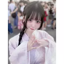 水無月 ゆゆ