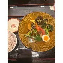 月城 れな