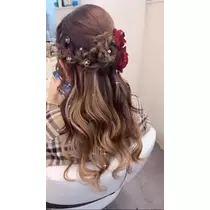 あきな