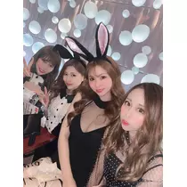 愛羽 仁美