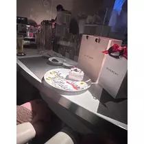 せいな