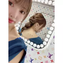 夏目 梨仔