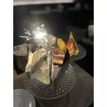 マユ