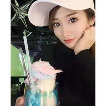 美波 あいか