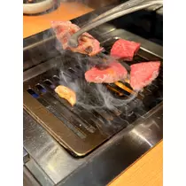 夏目 梨仔