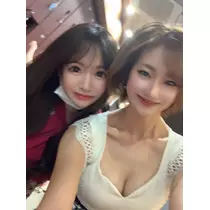 葉月 りほ