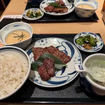 みさと