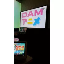 エミ （スタッフ）