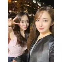 朔間 まりな