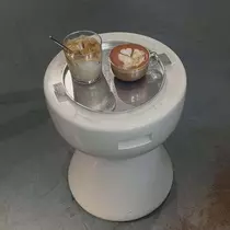 エマ