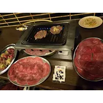 エミ （スタッフ）