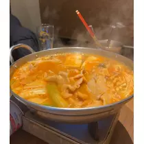 一 依千