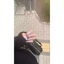 佐野 エマ