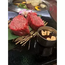 美波 ななみ