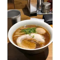 華