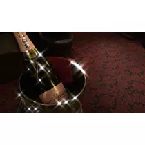 一咲 エム