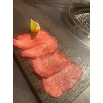 紬 ひい