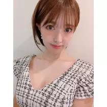 夏目 梨仔