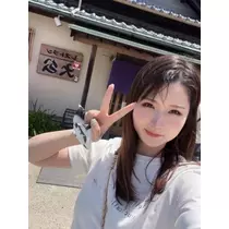 足立 はな
