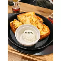 華咲 えみり