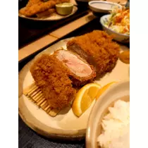 あいな