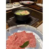 ゆうり