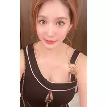 黒輝 りさ