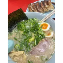黒輝 りさ