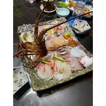 サナ