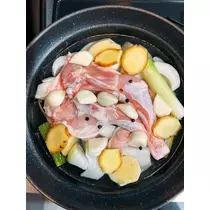 華咲 えみり