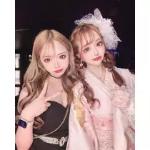 月乃 しゅうか